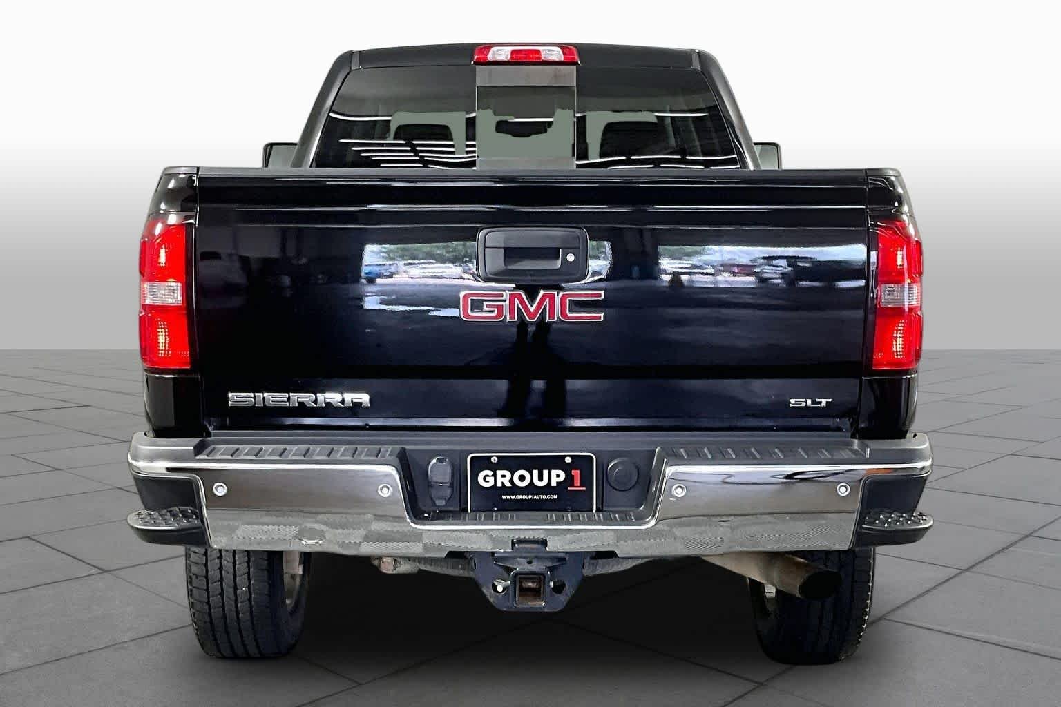 Used 2018 Onyx Black GMC SLT image 5