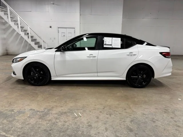 Used 2023 White Nissan SR image 4