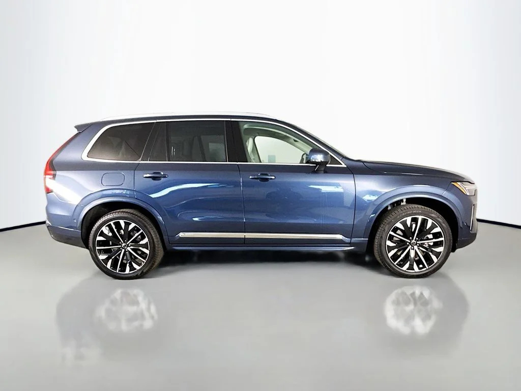 New 2026 Blue Volvo T8 Ultra image 8