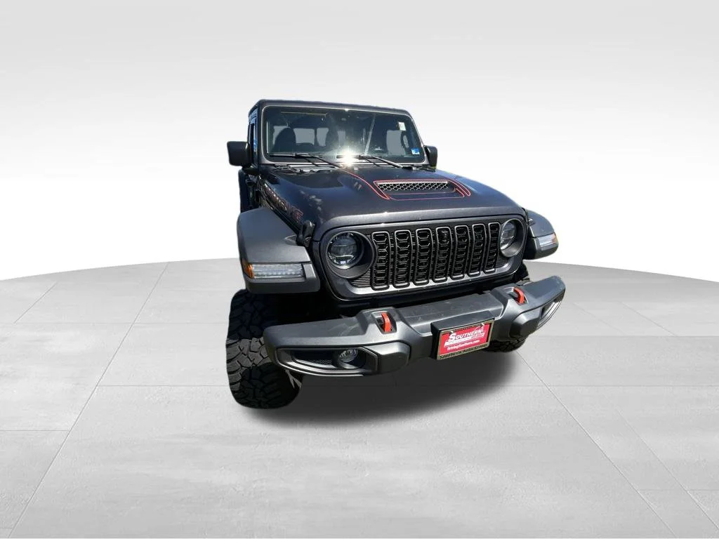Used 2024 Gray Jeep Mojave image 25