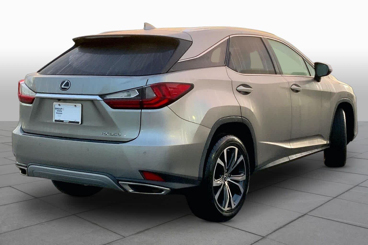 Used 2020 Atomic Silver Lexus  image 13