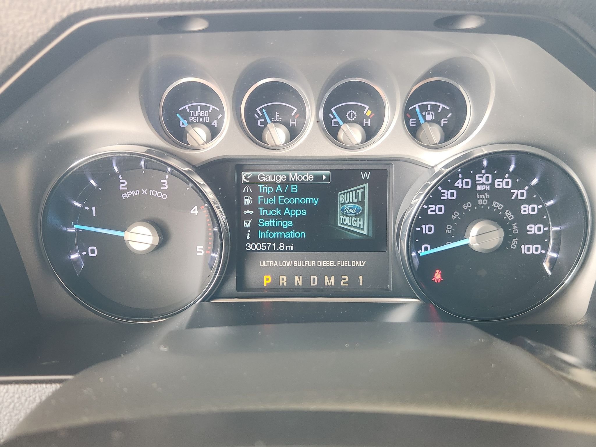 Used 2015 White Platinum Metallic Tri-Coat Ford Lariat image 15