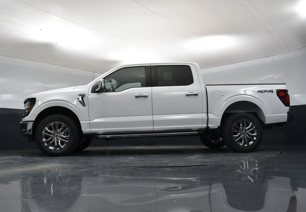 New 2026 White Ford XLT image 34