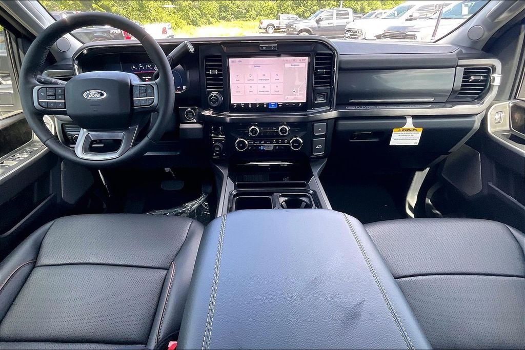 New 2026 Ford Super Duty F-250 Lariat 4D Crew Cab