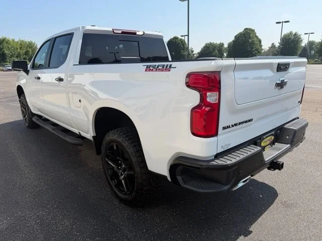 Used 2026 Summit White Chevrolet LT Trail Boss image 5