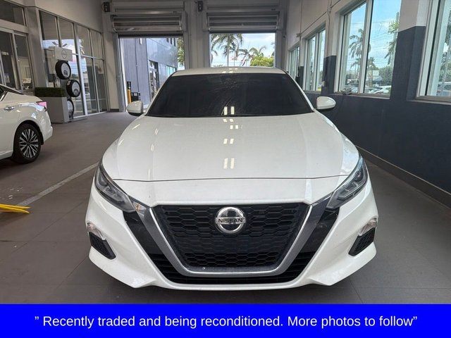 2022 Nissan Altima 2.5 SV