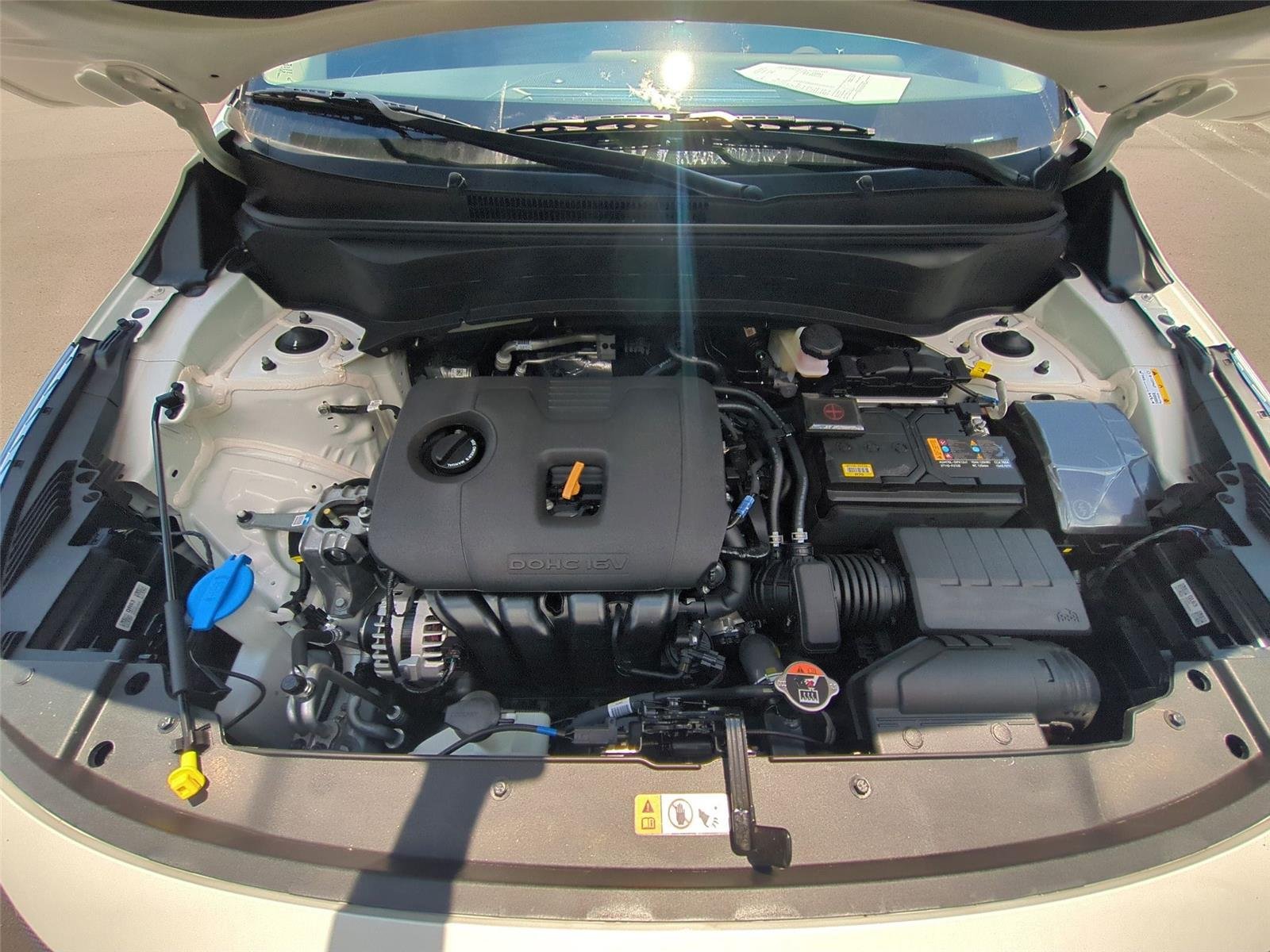 New 2026 Snow White Pearl Kia S image 39
