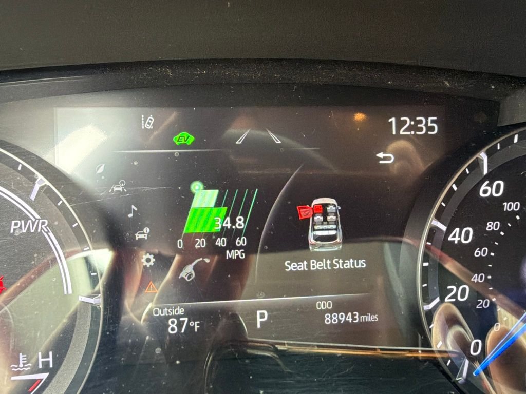 Used 2021 White Toyota Platinum image 5