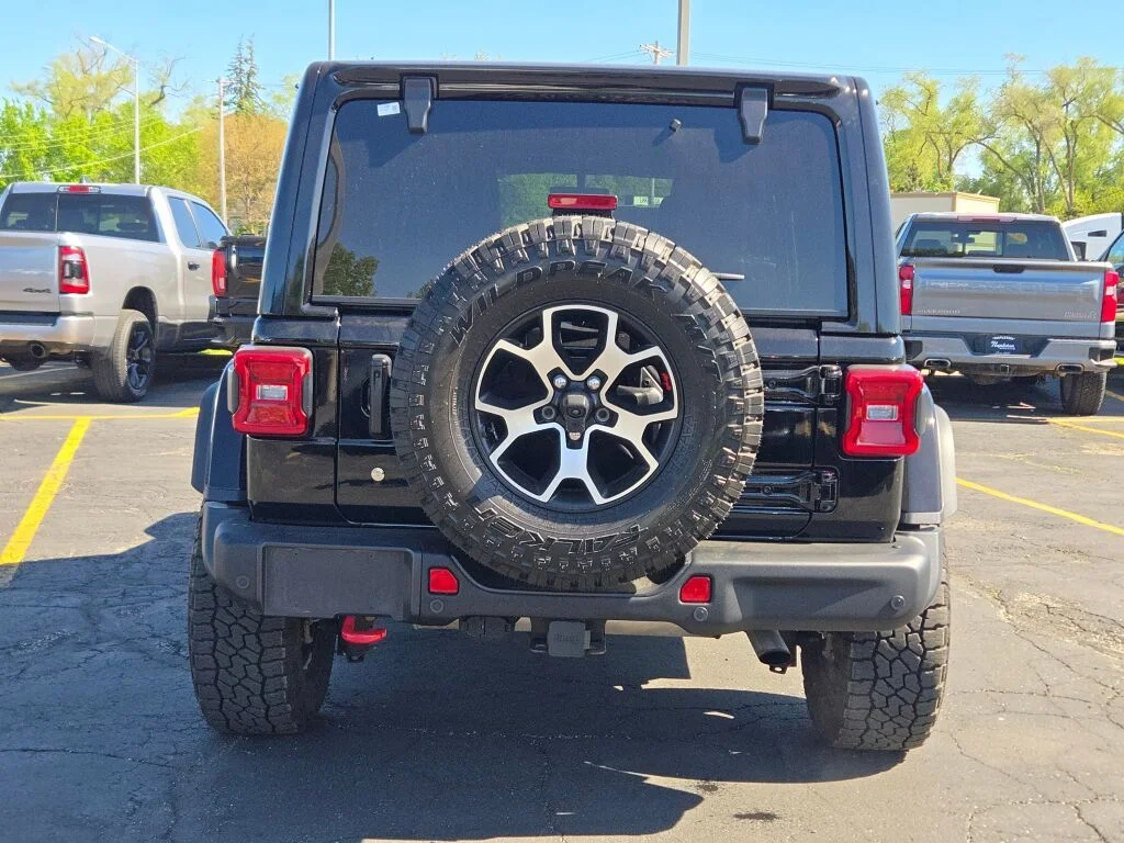 Used 2020 Black Jeep Unlimited Rubicon image 14