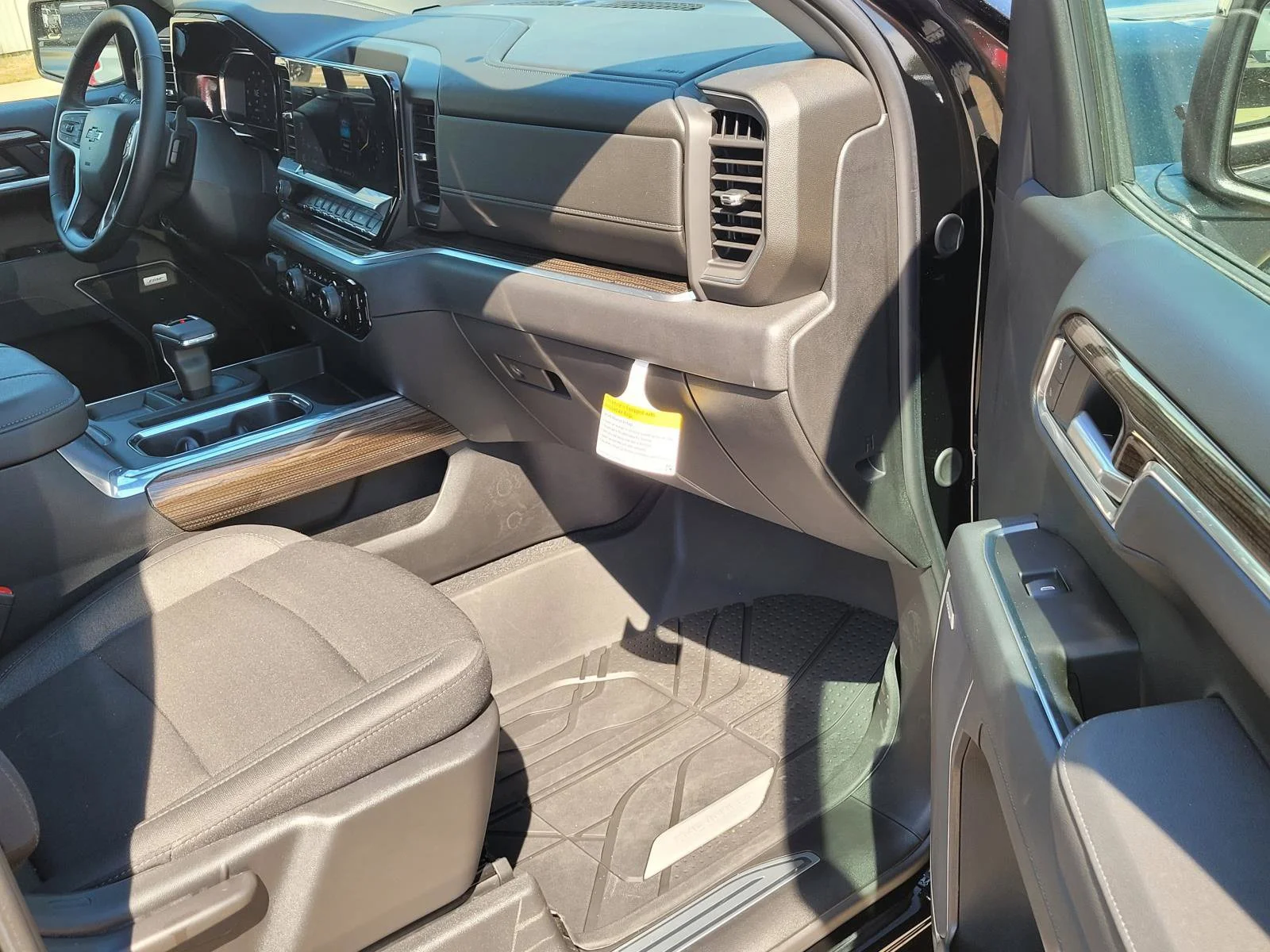 2026 Chevrolet Silverado 1500 RST - Photo 6