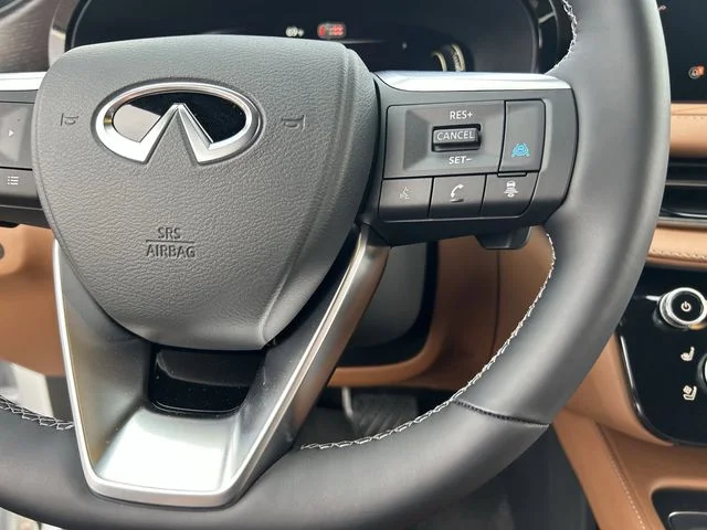 New 2026 2T RAD WHT INFINITI Autograph AWD image 26