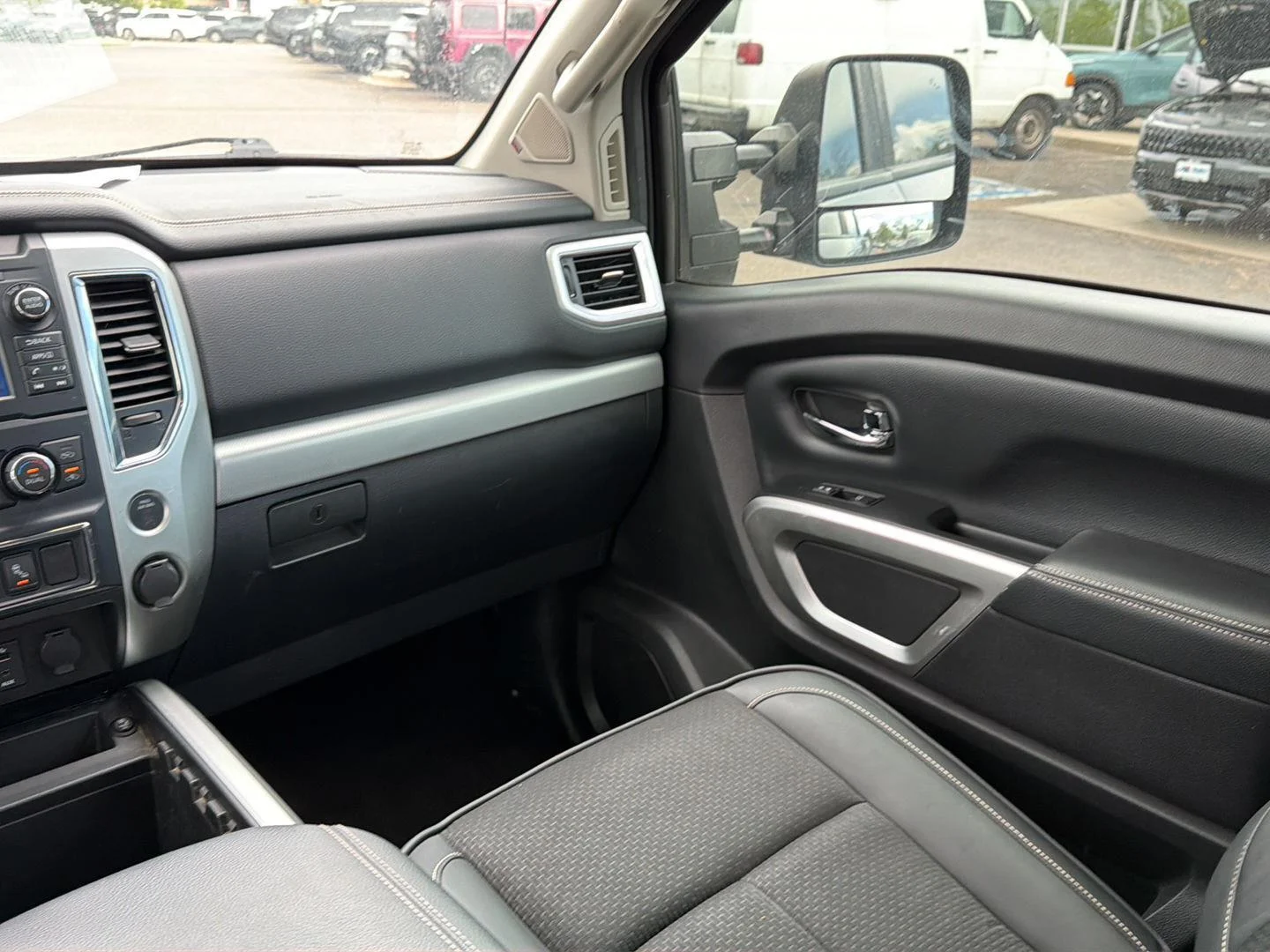 Used 2017 Deep Blue Pearl Nissan PRO-4X image 19