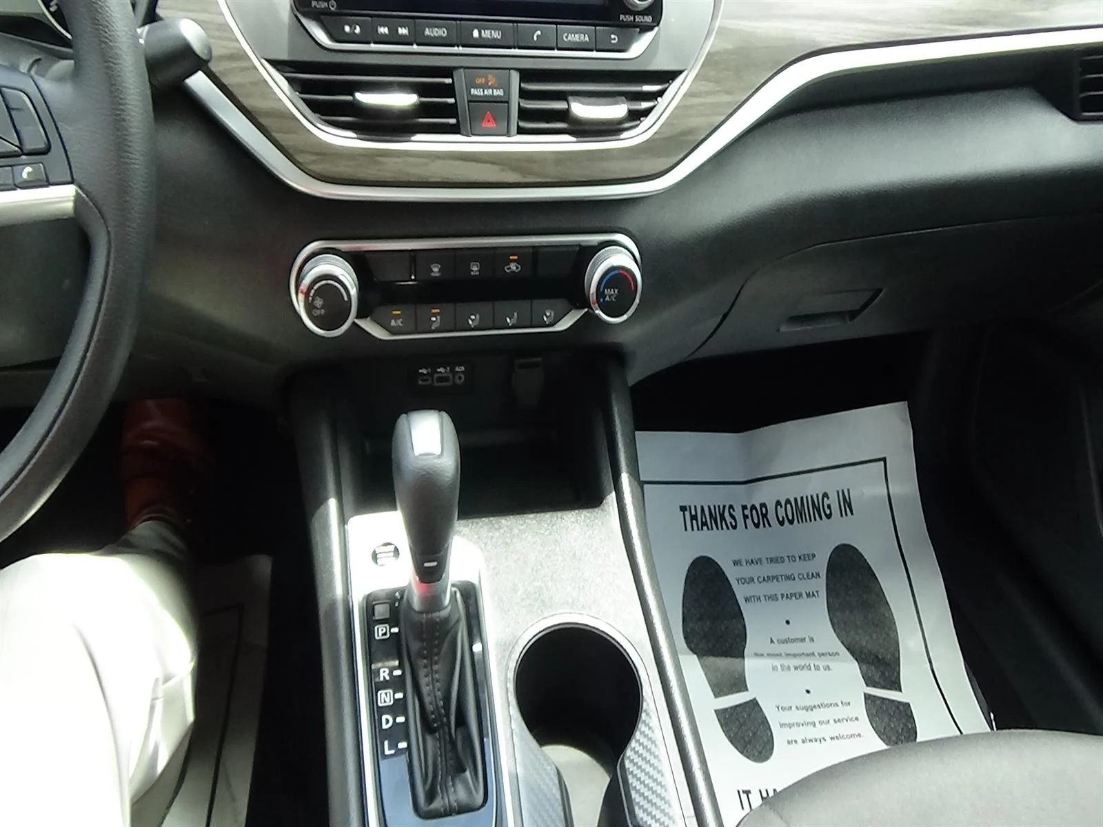 Used 2025 Gun Metallic (kad) Nissan 2.5 SV image 26