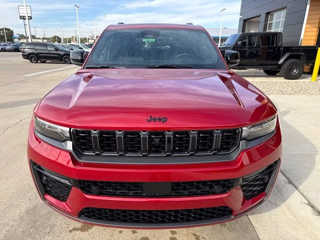 New 2027 Red Jeep Limited Reserve image 9