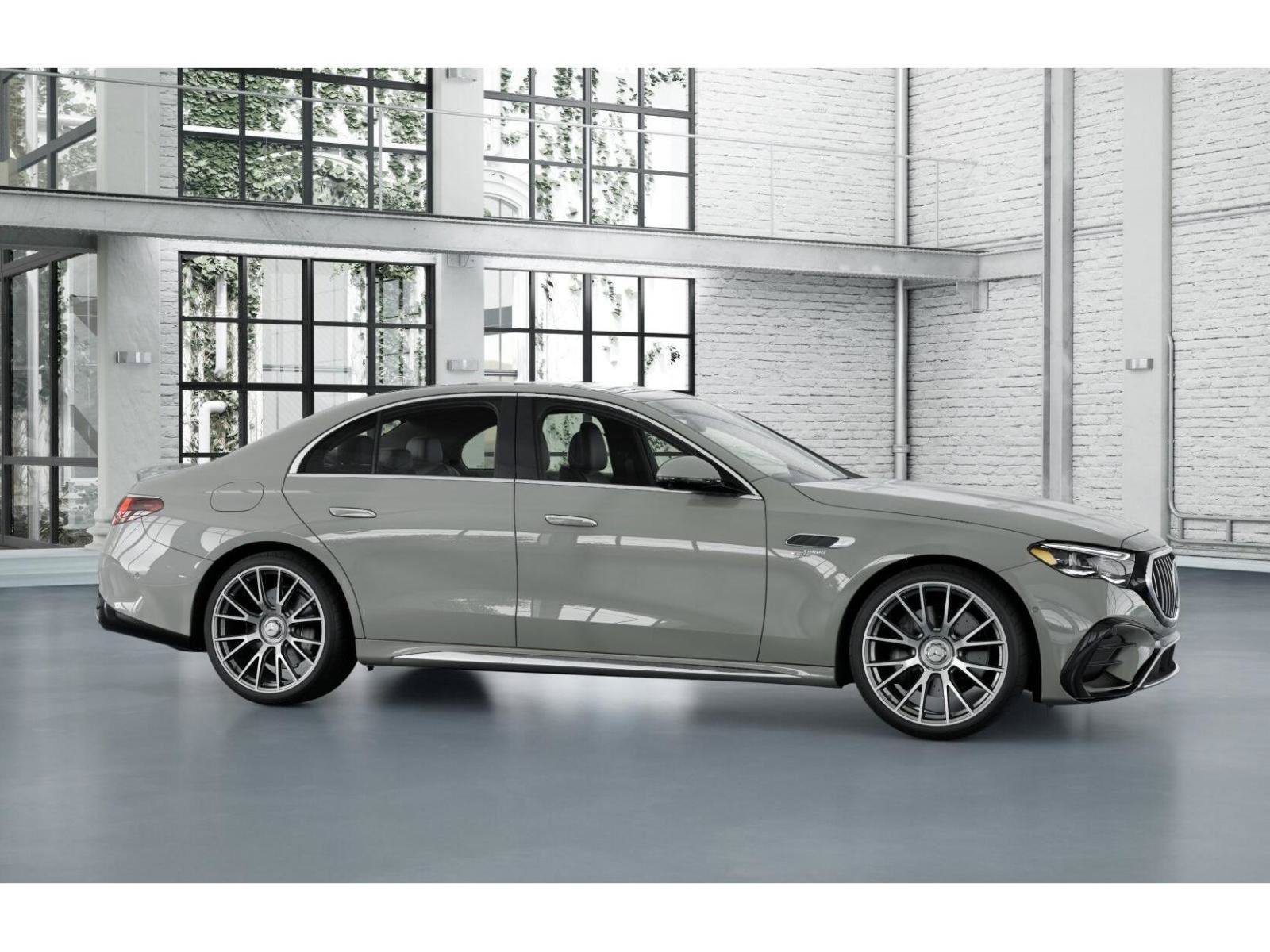 New 2026 MANUFAKTUR Alpine Grey Mercedes-Benz AMG® E 53 E image 13