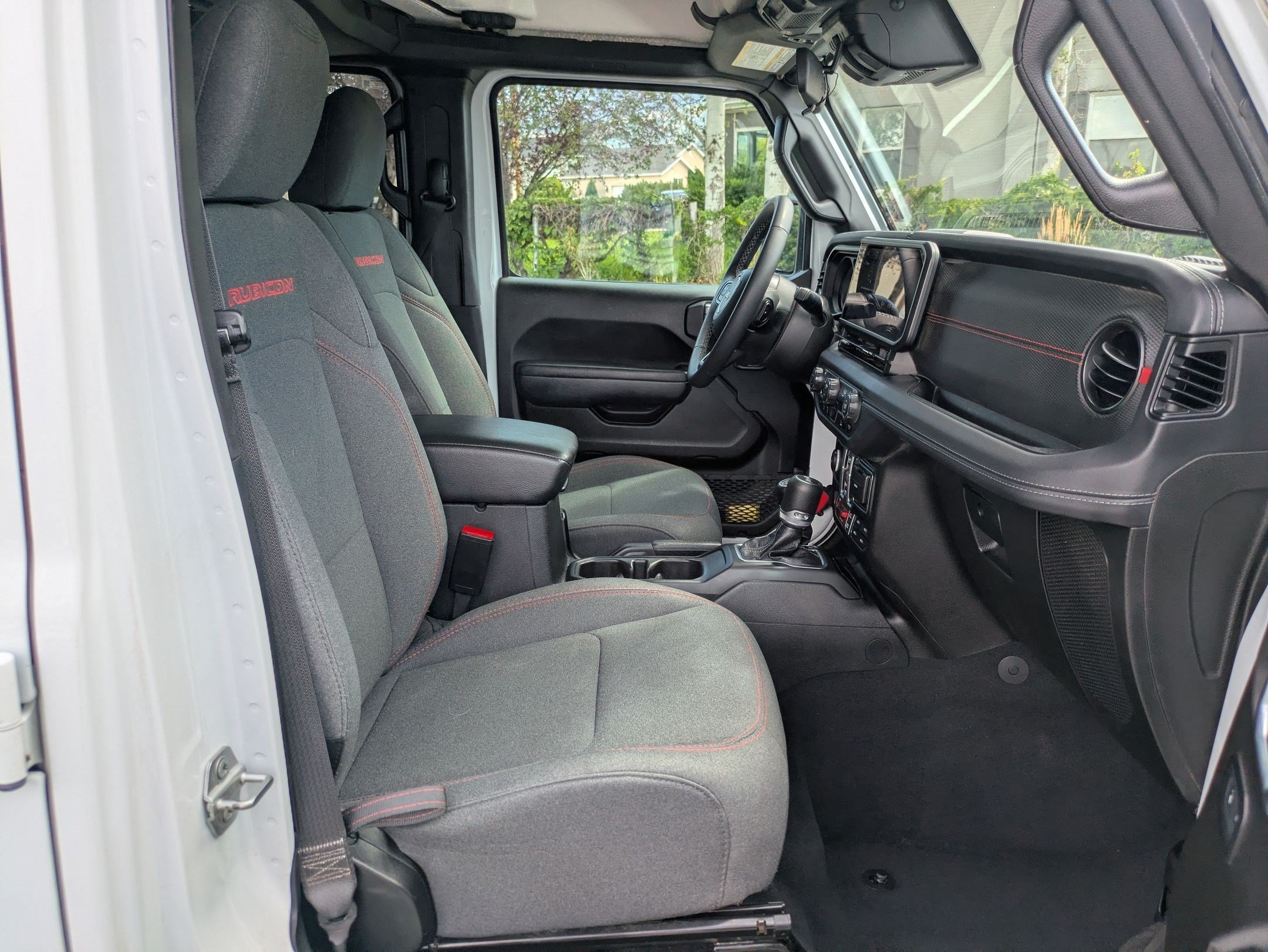2025 Jeep Wrangler 4-Door Rubicon - Photo 31