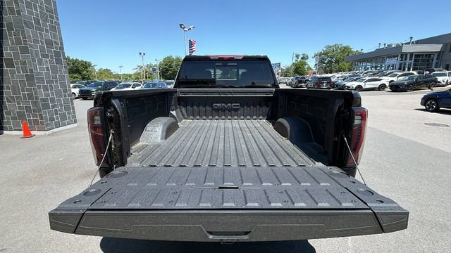 2026 GMC Sierra 2500HD AT4 - Photo 10
