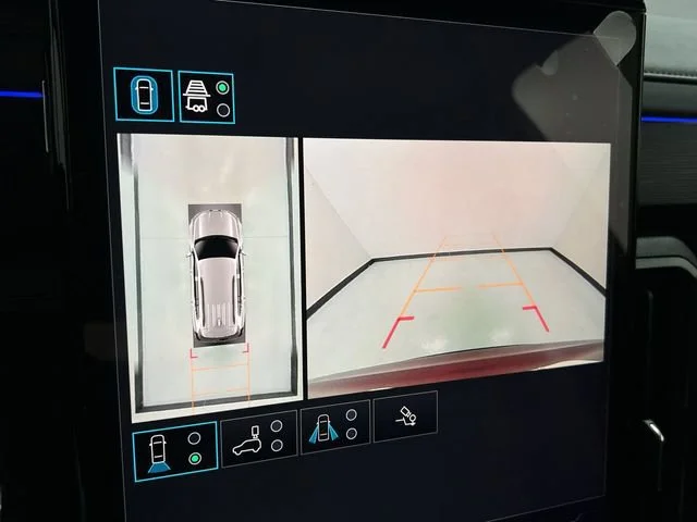 2026 GMC Acadia AT4 - Photo 16
