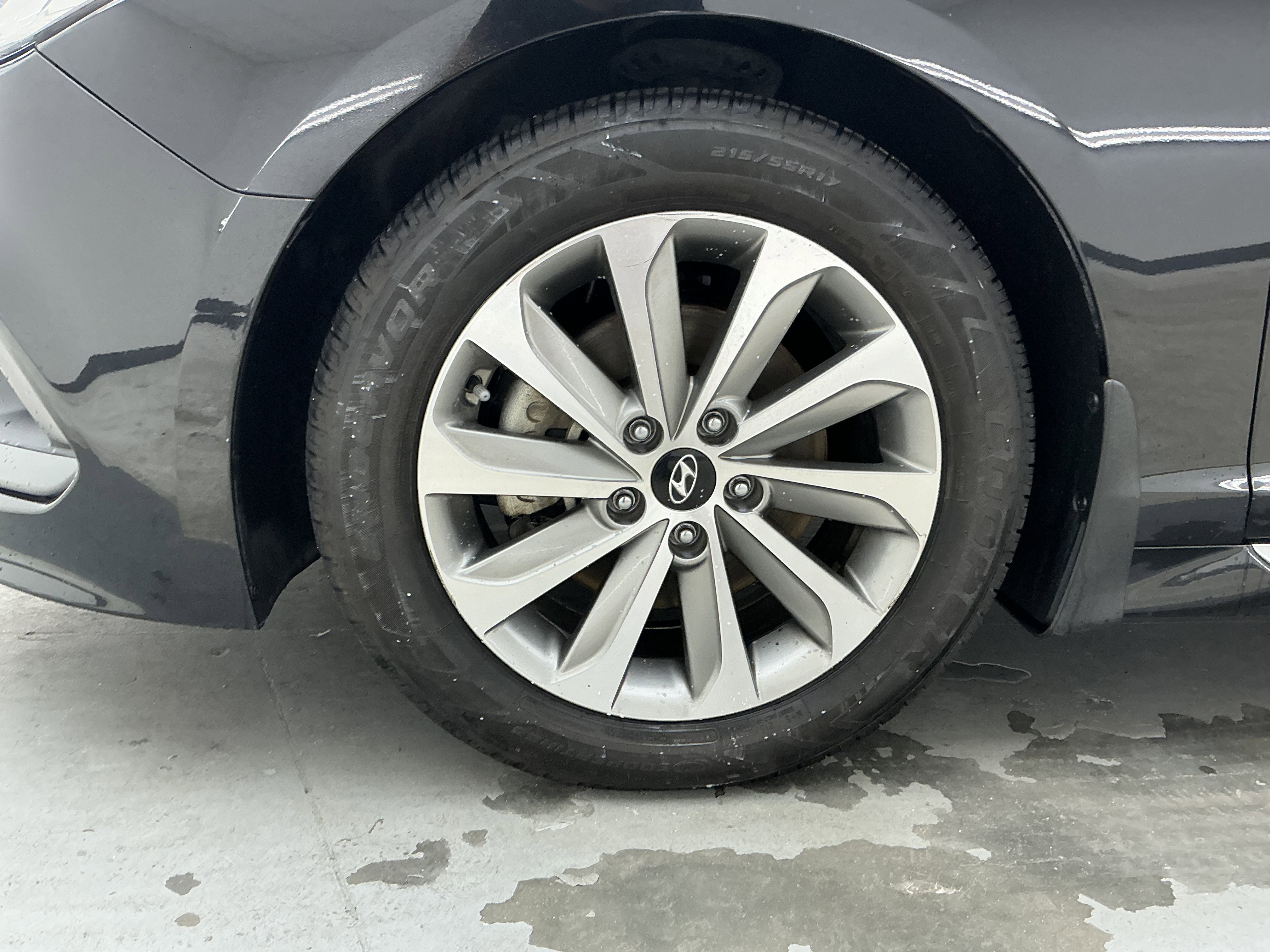 Used 2016 Phantom Black Hyundai 2.4L Sport image 18