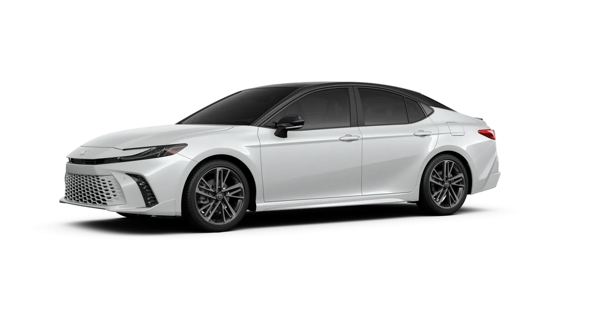 New 2026 Wind Chill Pearl with Midnight Black Metallic roof Toyota XSE image 2