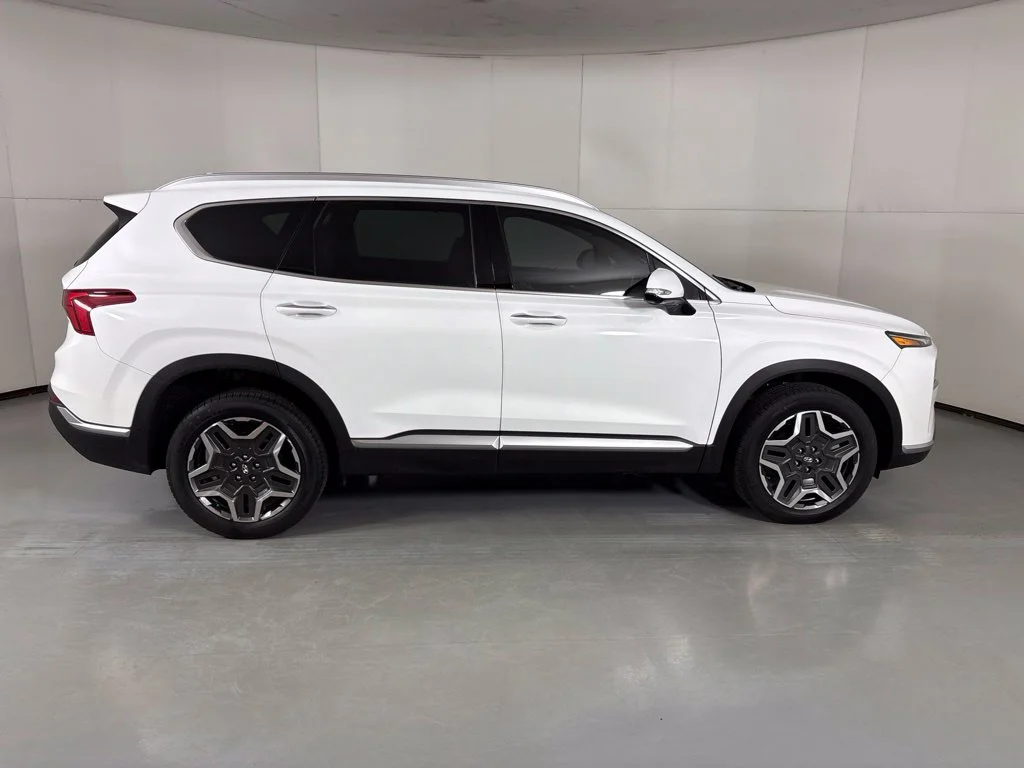 Used 2023 White Hyundai Limited image 9