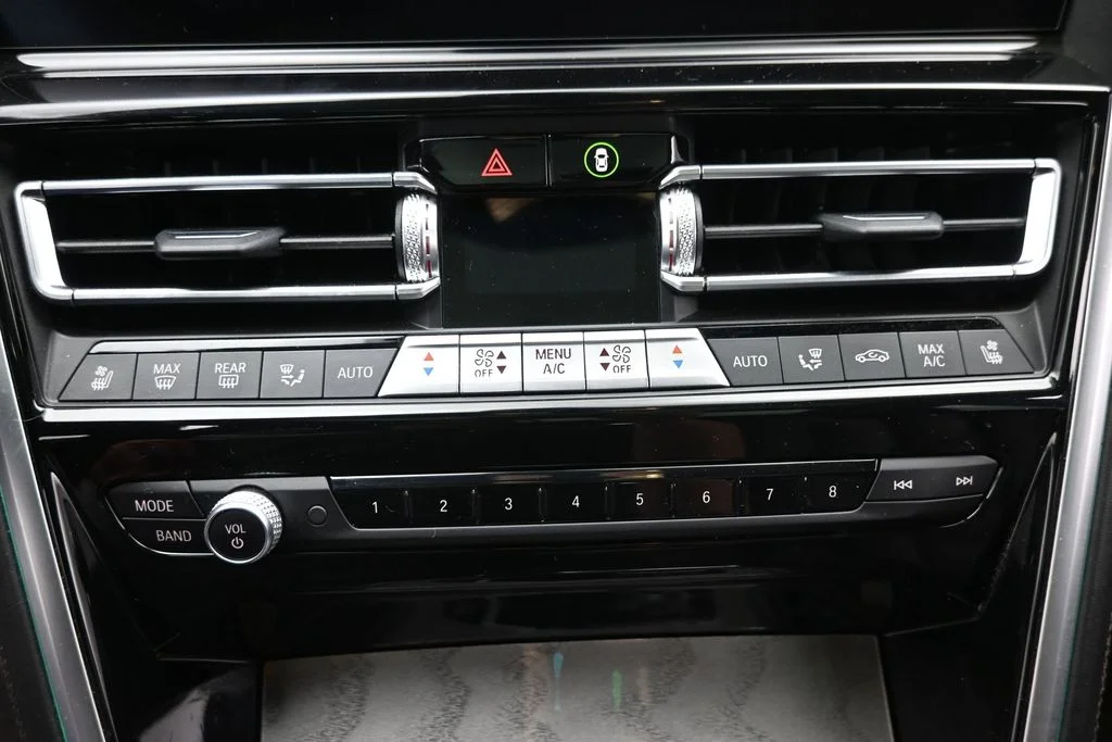 Used 2022 White BMW M850i xDrive Gran Coupe image 23