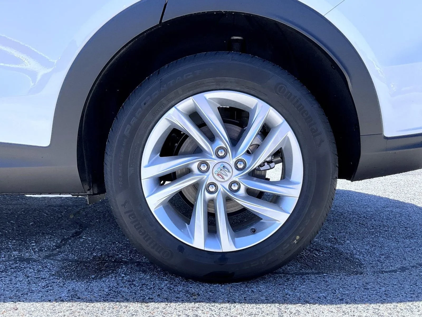 New 2026 Summit White Buick Preferred image 22