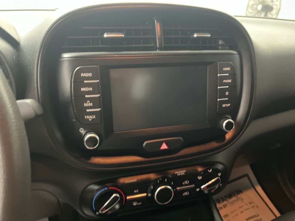 Used 2021 Red Kia LX image 19