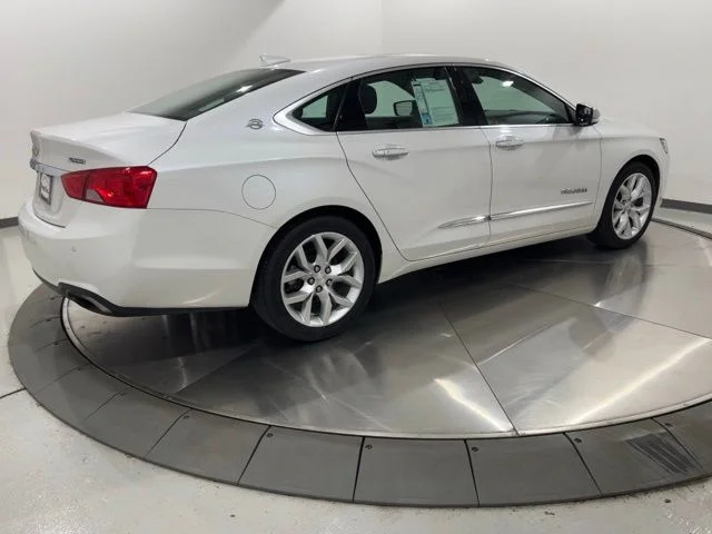 Used 2018 Pearl Chevrolet Premier image 5