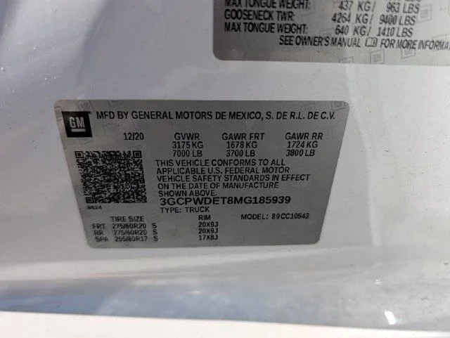 Used 2021 SUMMIT WHITE Chevrolet RST image 29