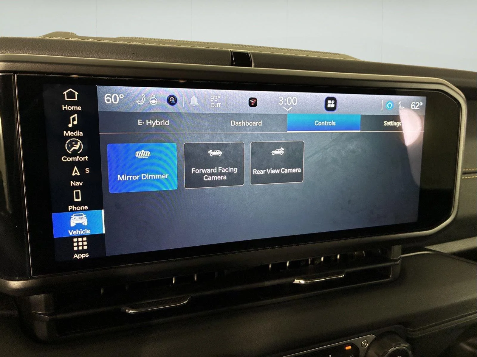 Used 2024 Earl Clearcoat Jeep Sahara image 36