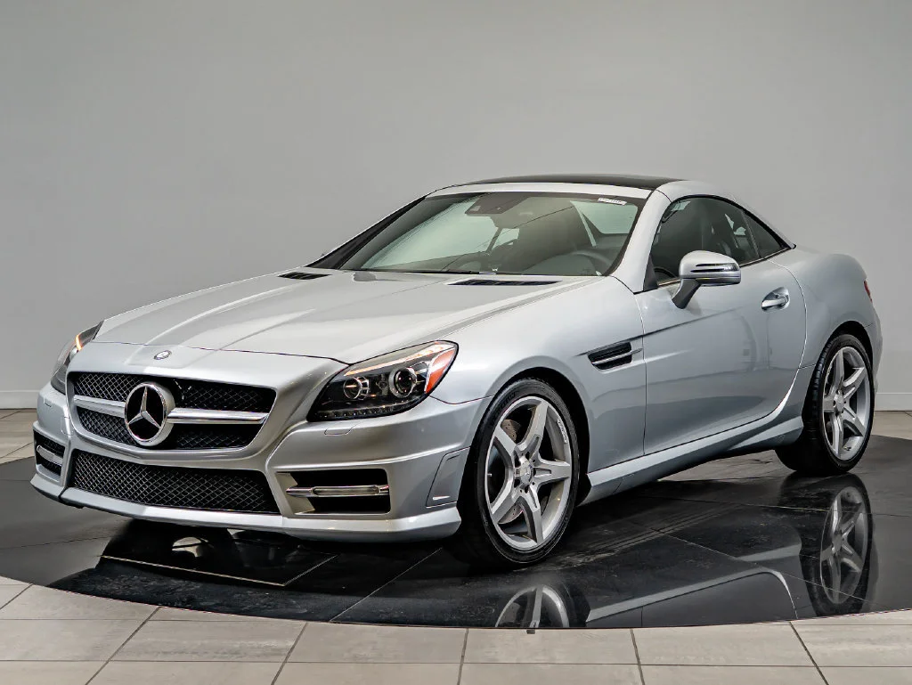 Used 2013 Silver Mercedes-Benz SLK 250 image 1