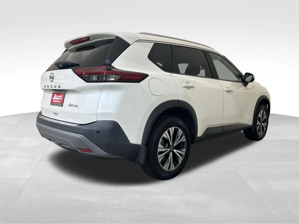 Used 2023 White Nissan SV image 5