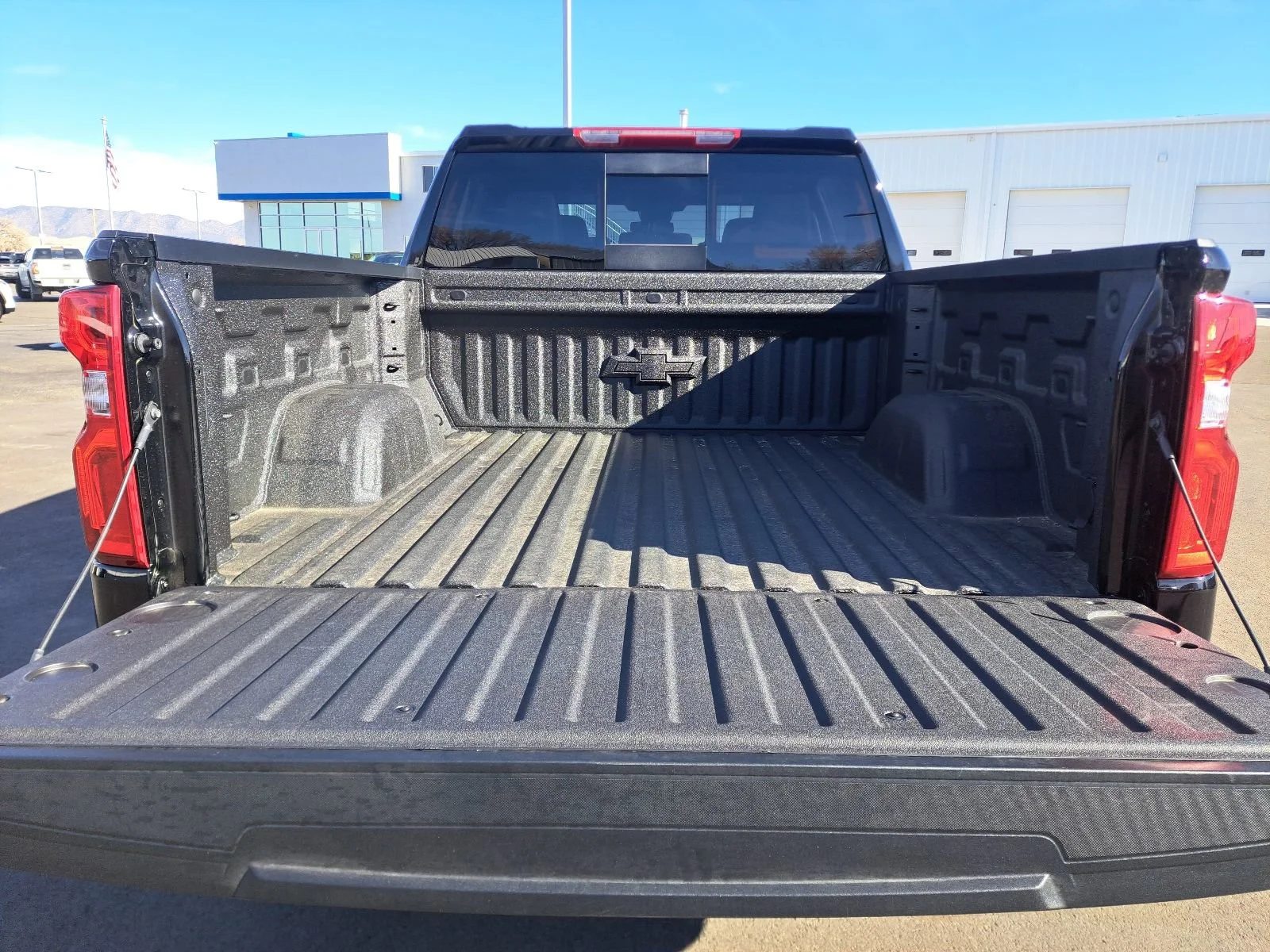 2026 Chevrolet Silverado 1500 RST - Photo 7