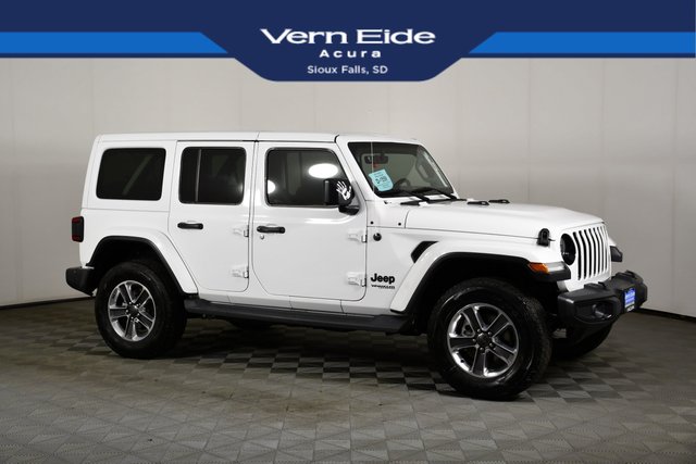 2020 Jeep Wrangler Unlimited Sahara Altitude