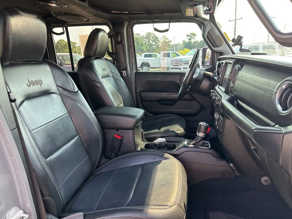 Used 2018 Gray Jeep Unlimited Sahara image 30