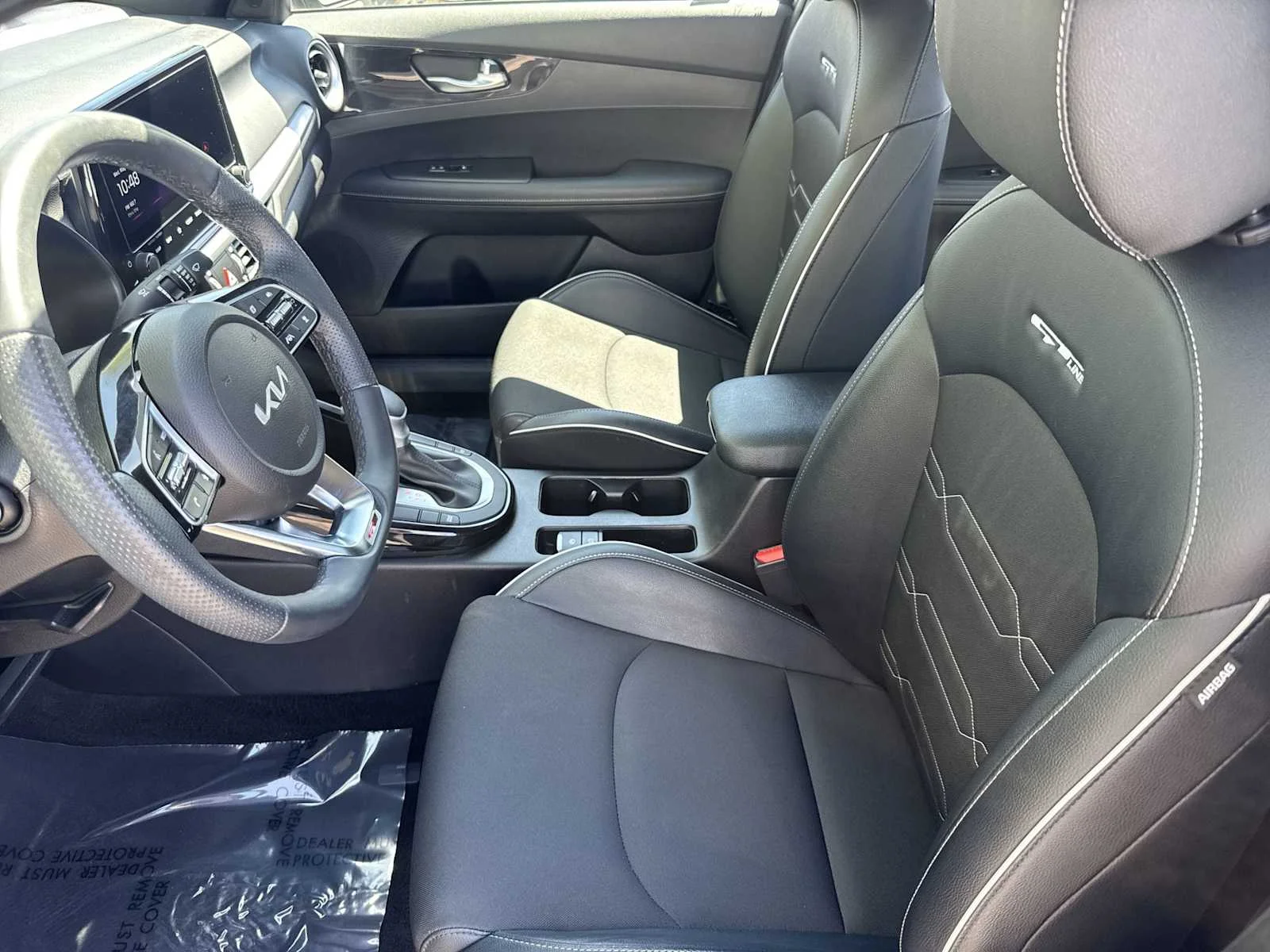 Used 2023 Gravity Gray Kia GT-Line image 15