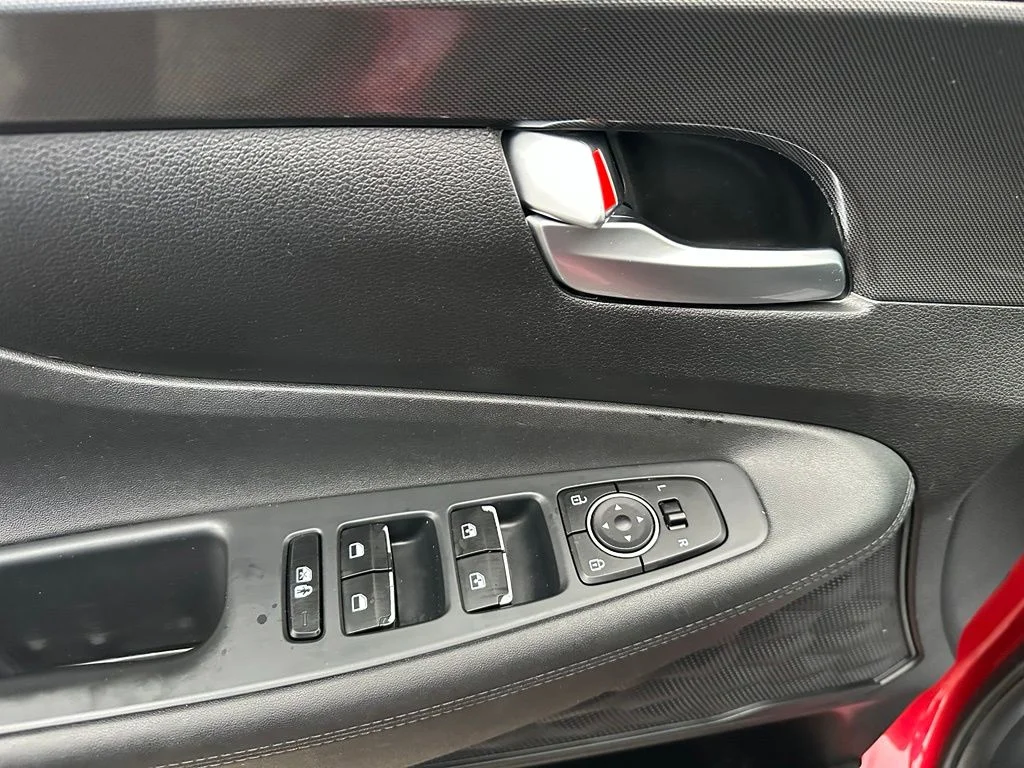 Used 2023 Red Hyundai SEL image 13