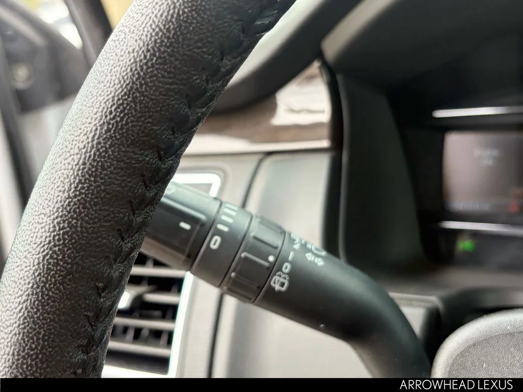 Used 2019 White Ford SEL image 19