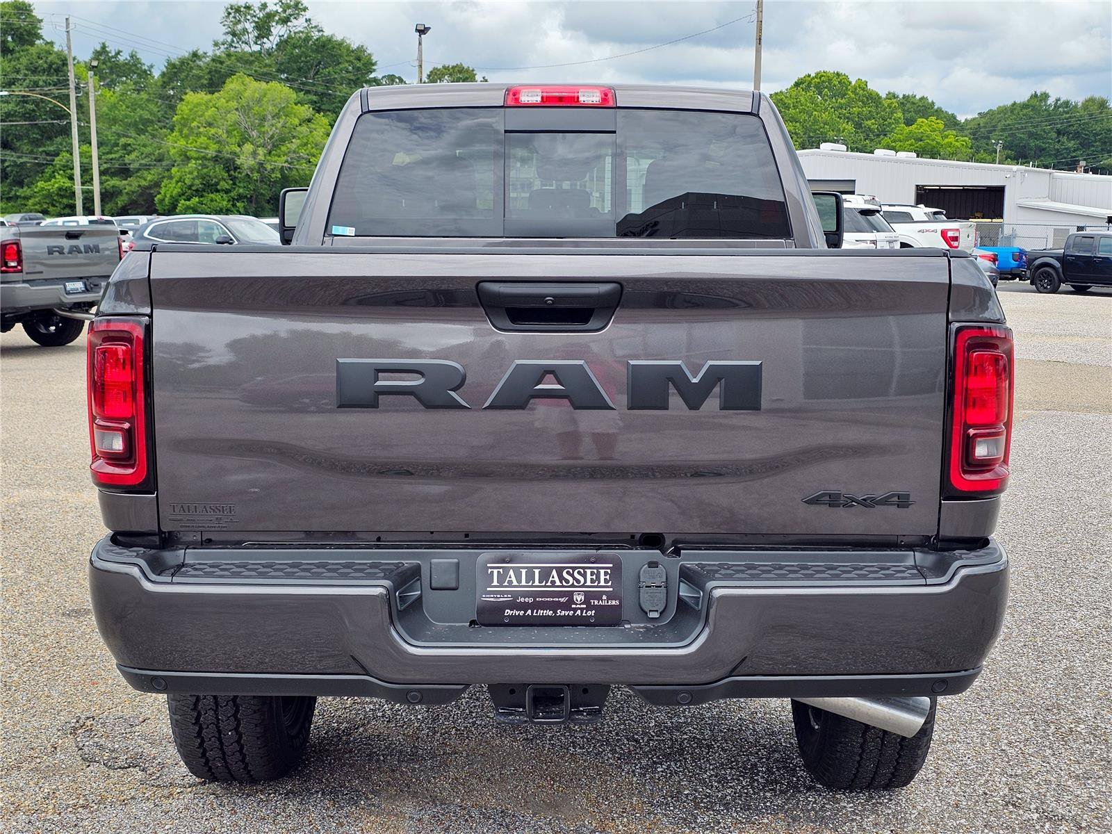 New 2026 Granite Crystal Metallic Clear-Coat Exterior Paint RAM Black Express image 12