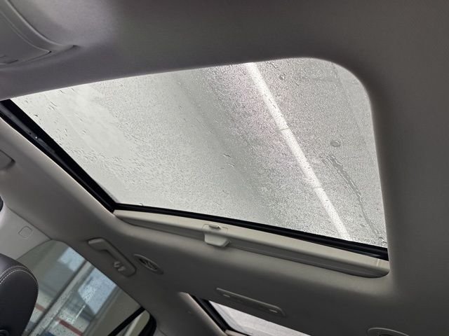 2021 GMC Acadia Denali - Photo 31