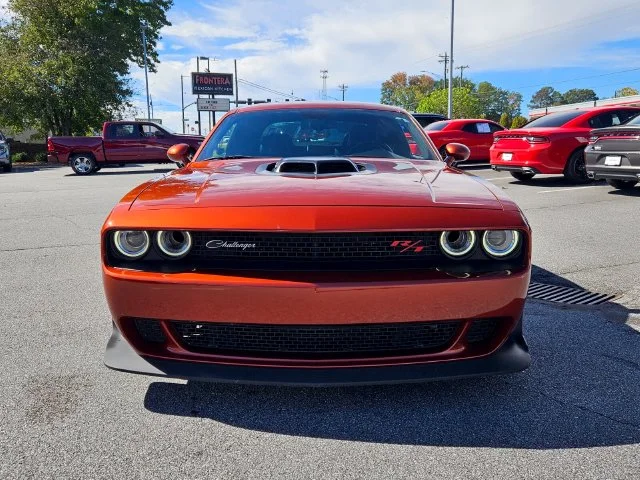 Used 2021  Dodge R/T Scat Pack Widebody image 2