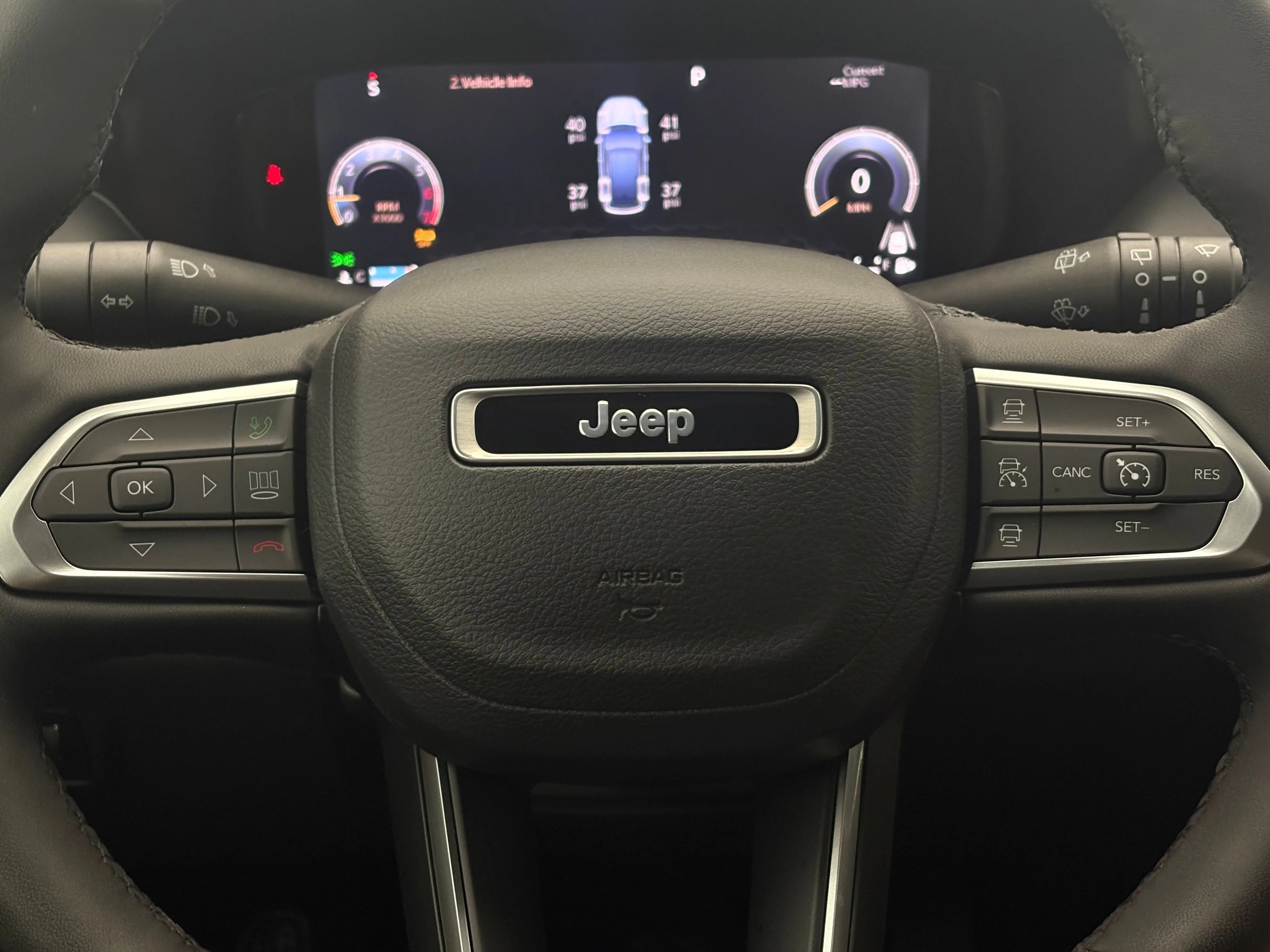 Used 2023 White Jeep High Altitude image 19