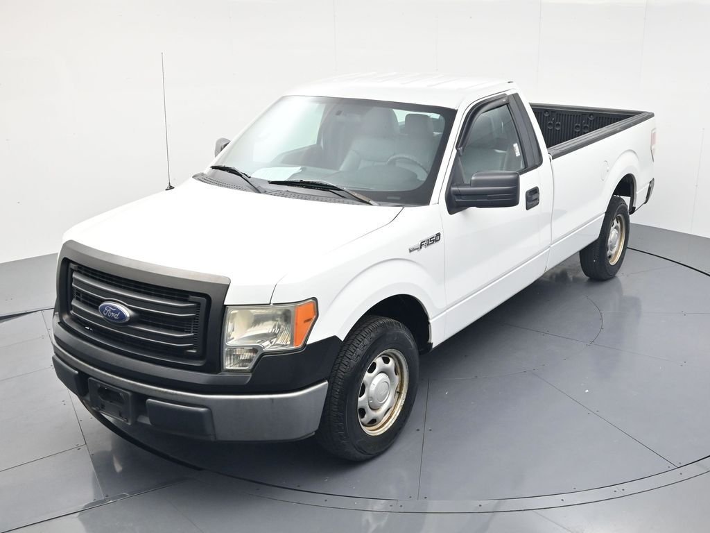 Used 2013 Oxford White Ford XL image 25