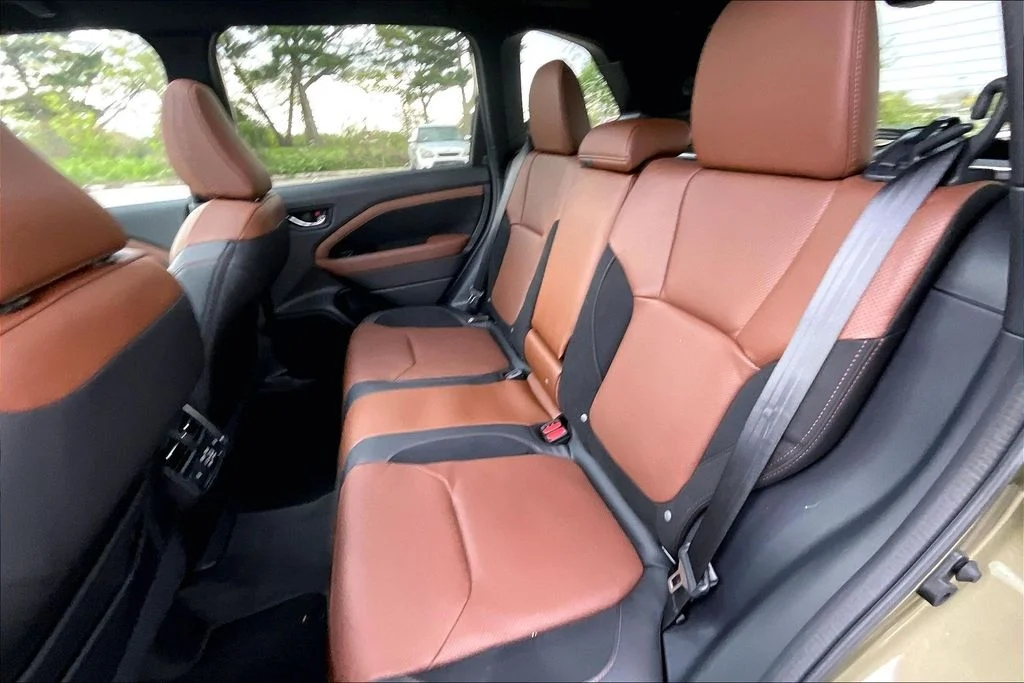 Used 2026 Brown Subaru Touring image 26