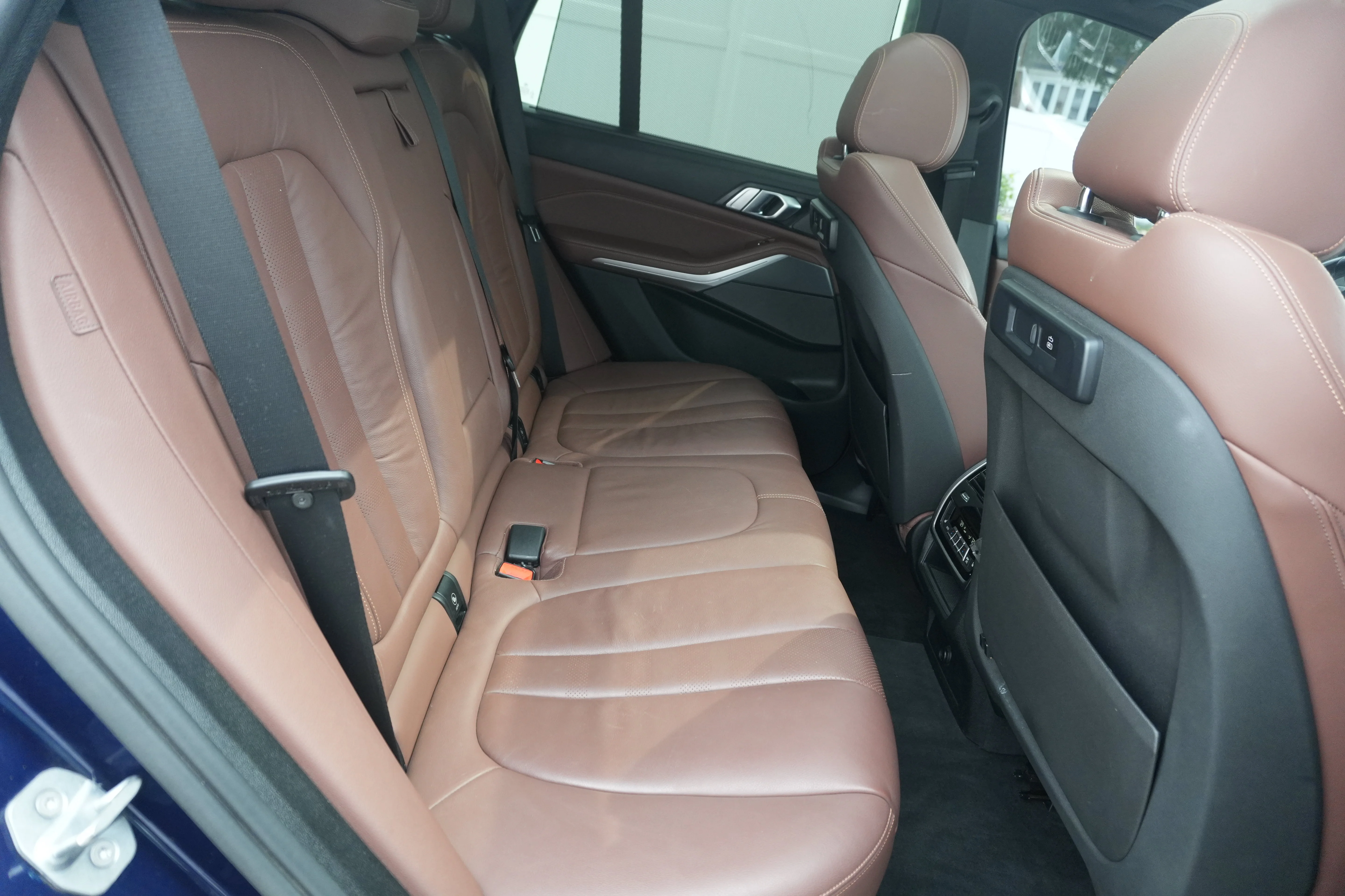 Used 2019 Tanzanite Blue II Metallic BMW xDrive40i image 29
