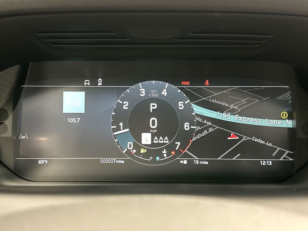 New 2026 Fuji White Land Rover Landmark image 15