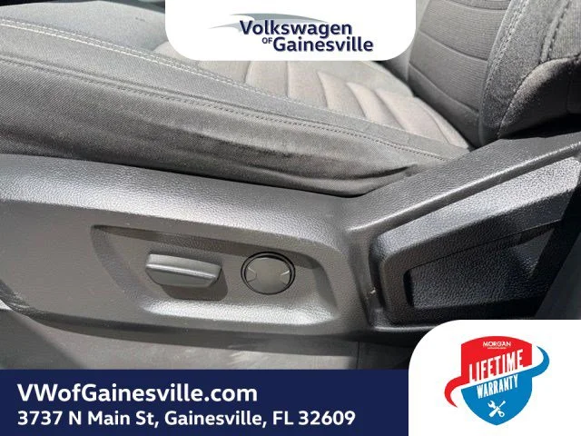Used 2019 Magnetic Ford XLT image 14