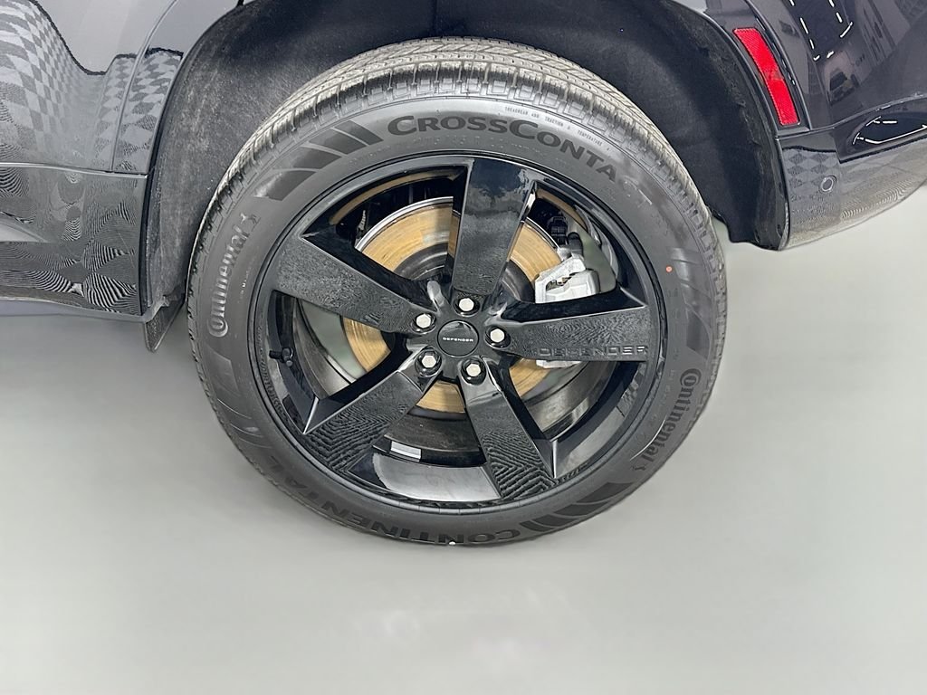 New 2026 Santorini Black Land Rover X-Dynamic SE image 33