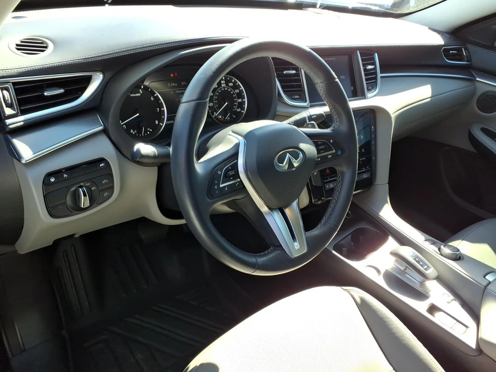 Used 2024 Hermosa Blue INFINITI LUXE image 8
